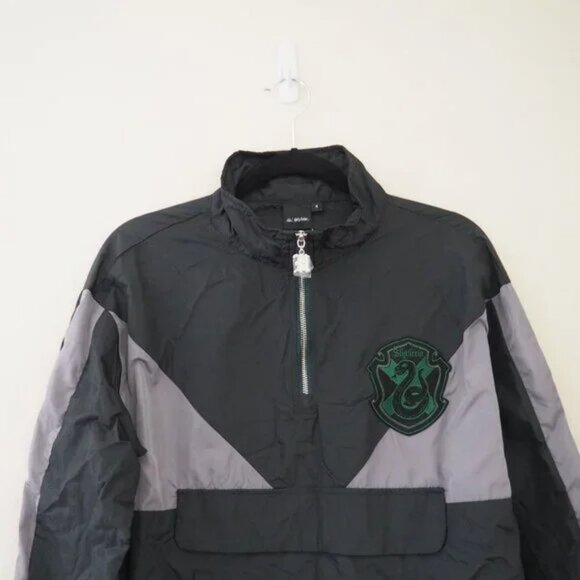!! NWT Harry Potter x Shein Graphic Patched Colorblock Half Zip Windbreaker - Picture 3 of 6